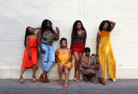 Woman Bags - six women leaning on white wall