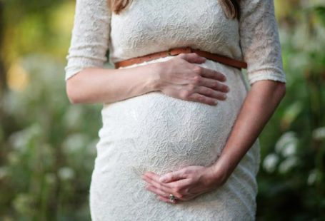 Maternity - Pregnant Woman Photoshoot