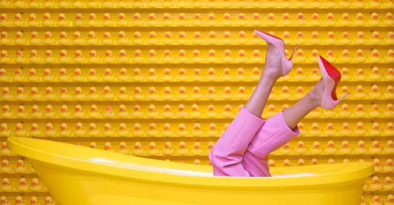 Heels - Yellow Steel Bathtub